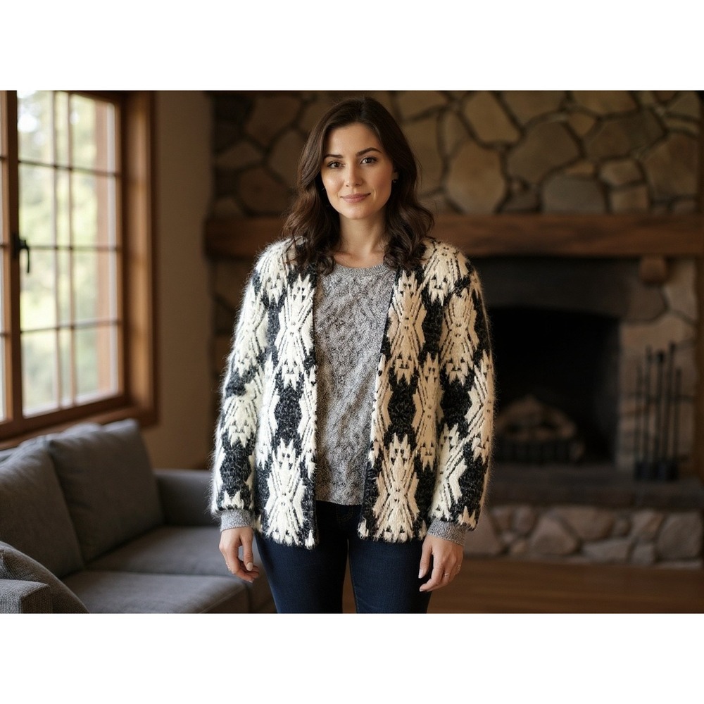 New Directions Women's Geometric‎ Cardigan Sweater M Black White Mohair Blend